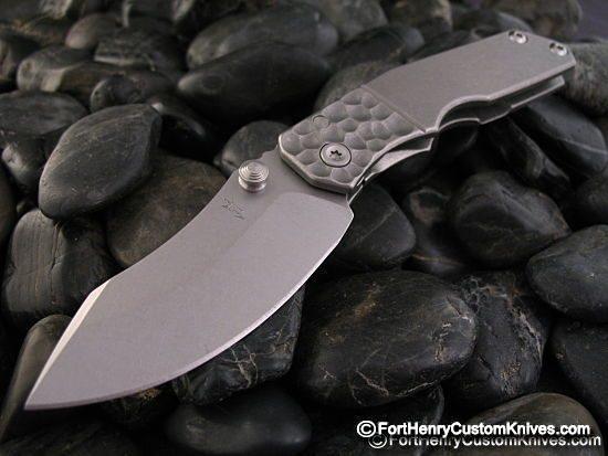 Kingdom Armory - V2 Mini Samaritan