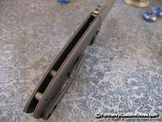 Mcnees Custom Knives - NEW Design Bolt Flipper - Image 3