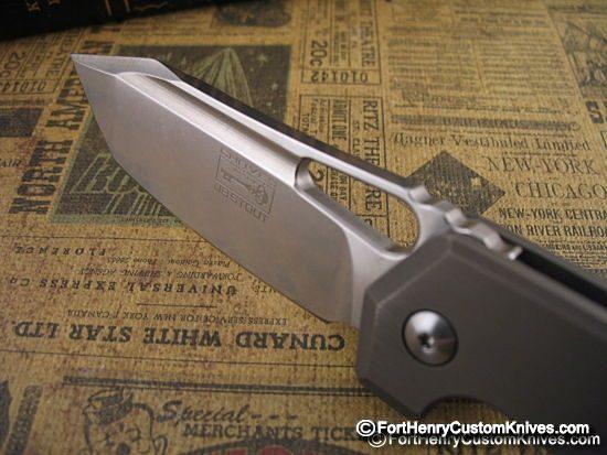 Ramon Chaves - Customized Megalodon 325 - Image 6