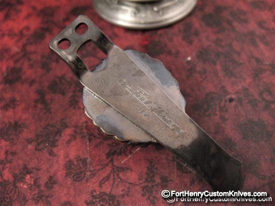 Steel Flame - L Guardian Lion Flashlight Clip - Royal Bronze - Image 4