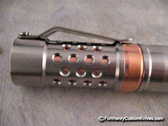 Barrel Custom Flashlight - with Extras - Image 3