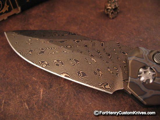 Heretic Knives - LE Presentation Wraith Auto - Image 4