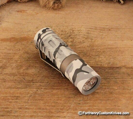 Barrel Flashlight - MultiCam Rail - 6 Picatinny - AL - Image 2